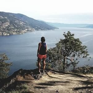 Meet your Posher, Leanne